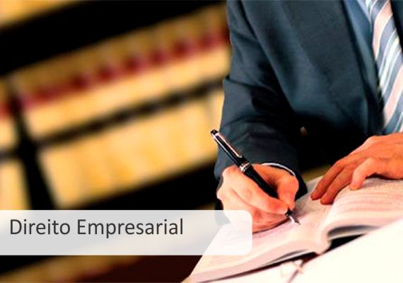 Direito Empresarial ou ainda Direito Comercial  s�o nomes dados a um mesmo ramo das ci�ncias jur�dicas, constituindo uma subdivis�o do chamado Direito Privado.